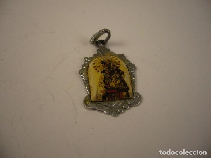 Antig&uuml;edades: Medalla religiosa esmaltada - Foto 1