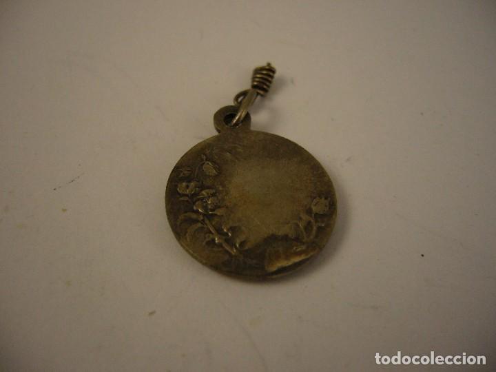 Antig&uuml;edades: Medalla virgen maria - Foto 2