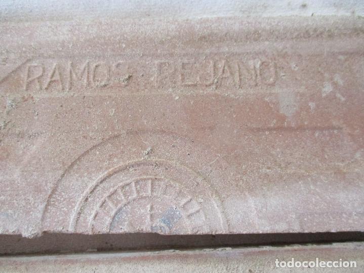 Antig&uuml;edades: Azulejos cenefas Ramos Rejano - Foto 2