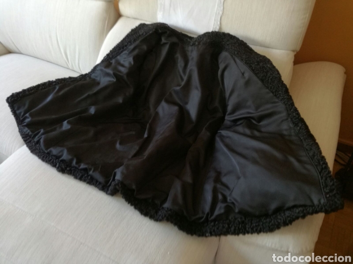 Antig&uuml;edades: Chaquet&oacute;n de astrac&aacute;n - Foto 3