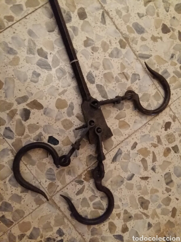 Antig&uuml;edades: Antigua balanza romana - Foto 2