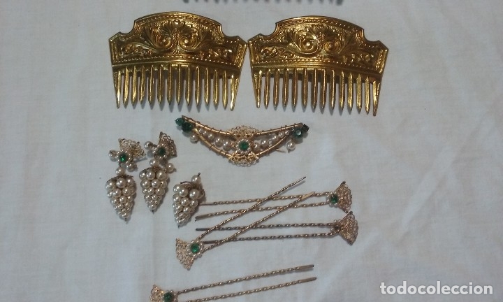 Antig&uuml;edades: Lote peinetas y mantilla. - Foto 5