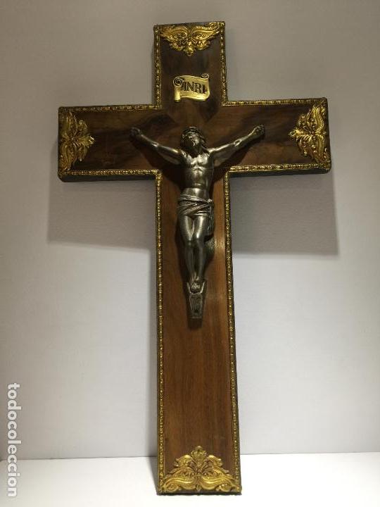 Antig&uuml;edades: ANTIGUO CRUCIFIJO DE MADERA - Foto 1