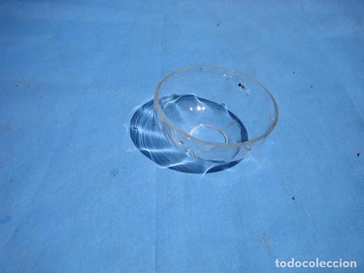 Antig&uuml;edades: Antiguo platillo de lampara de cristal - Foto 1