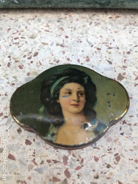 Antig&uuml;edades: Cajita, art-deco, pintada - Foto 1