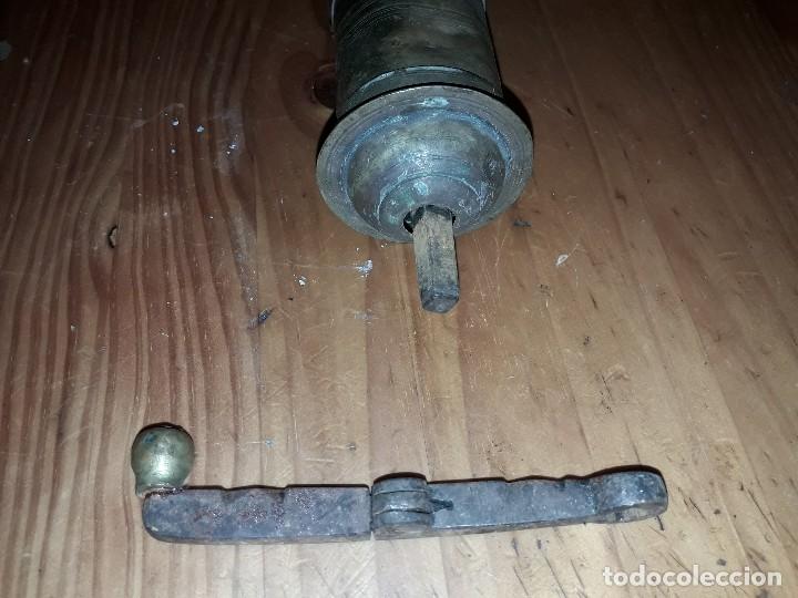 Antig&uuml;edades: Molinillo de caf&eacute; bronce cobre turco - Foto 3