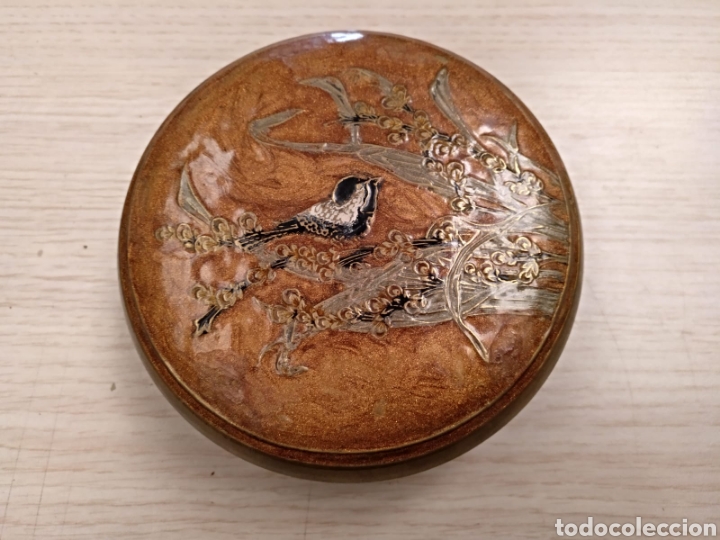 Antig&uuml;edades: Caja de laton esmaltada - Foto 1