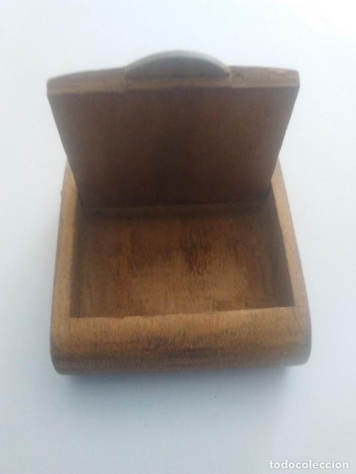 Antig&uuml;edades: Caja pastillero - Foto 2