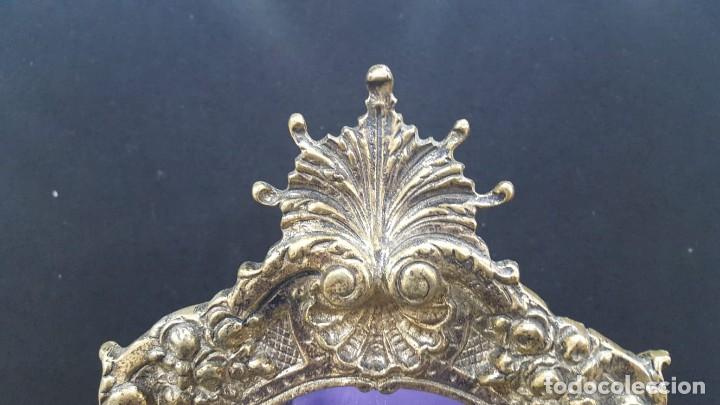 Antig&uuml;edades: ESPEJO DE MESA BARROCO DE BRONCE - Foto 2