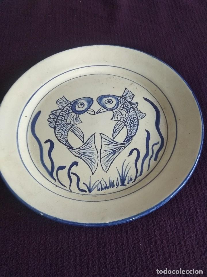Antig&uuml;edades: Plato antiguo firmado - Foto 1