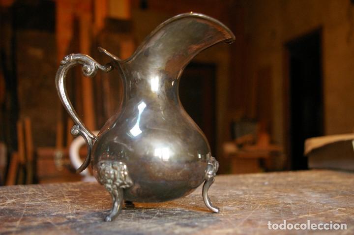Antig&uuml;edades: Jarrita en alpaca o similar. - Foto 1