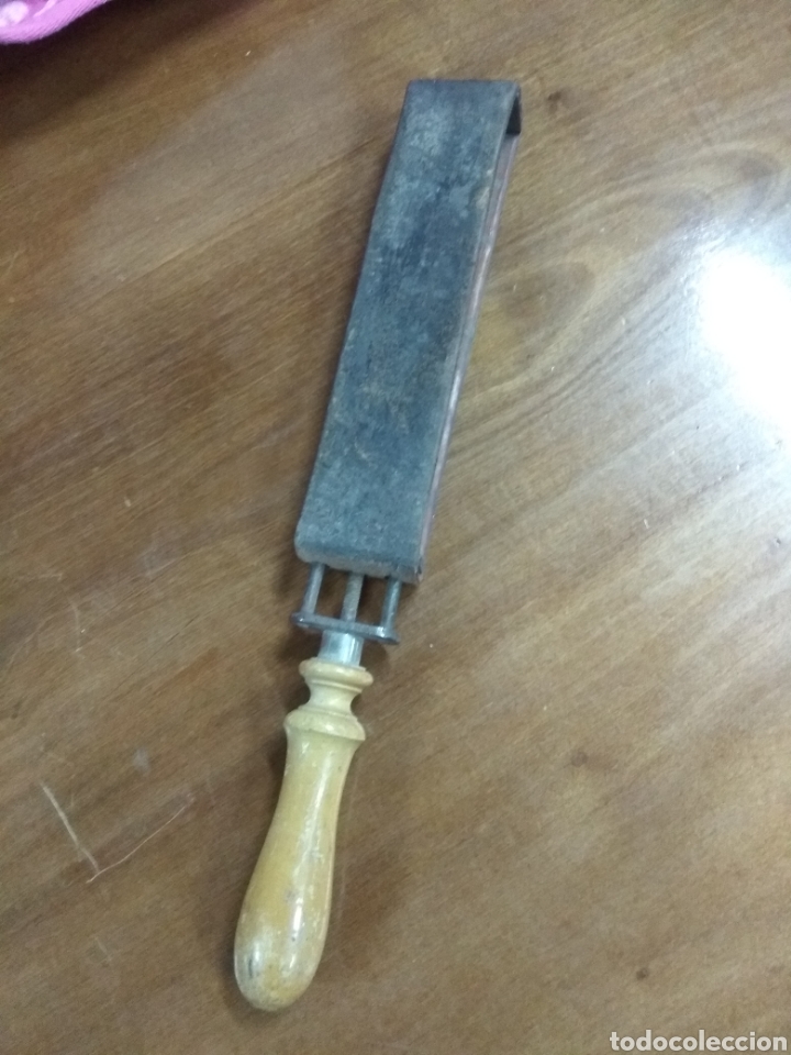 Antig&uuml;edades: Utensilio para afilar - Foto 2