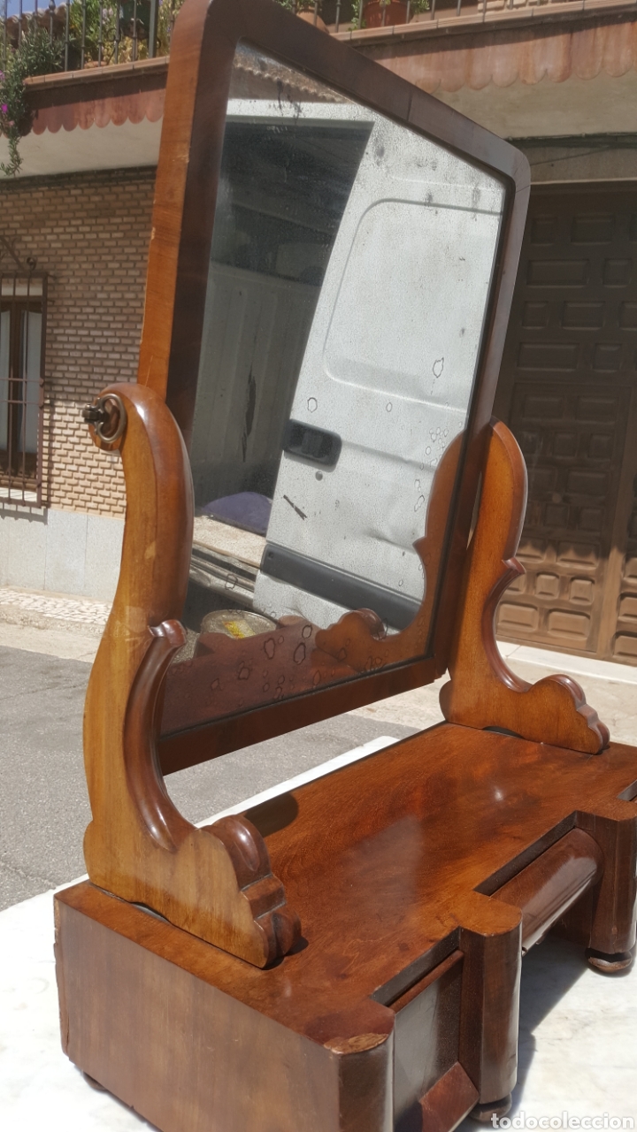 Antig&uuml;edades: Tocador de nogal - Foto 3