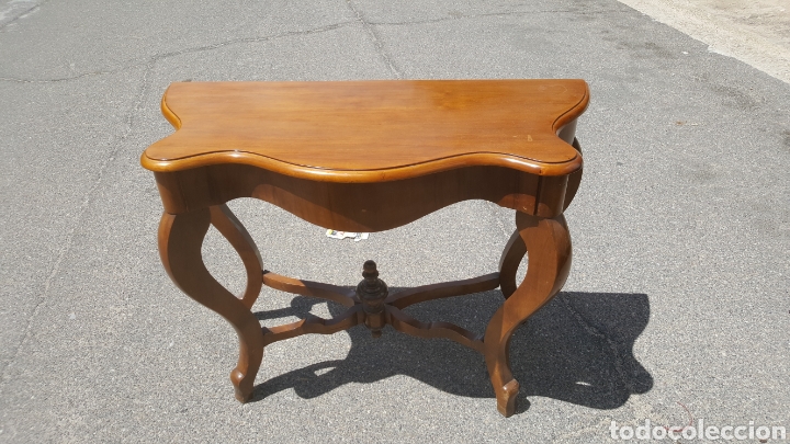 Antig&uuml;edades: Consola de nogal barnizada - Foto 3