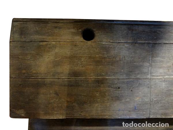 Antig&uuml;edades: Pupitre doble de madera - Foto 4