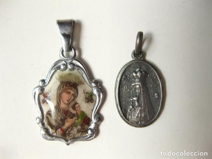 Antig&uuml;edades: PAREJA DE MEDALLAS DE LA VIRGEN - Foto 1