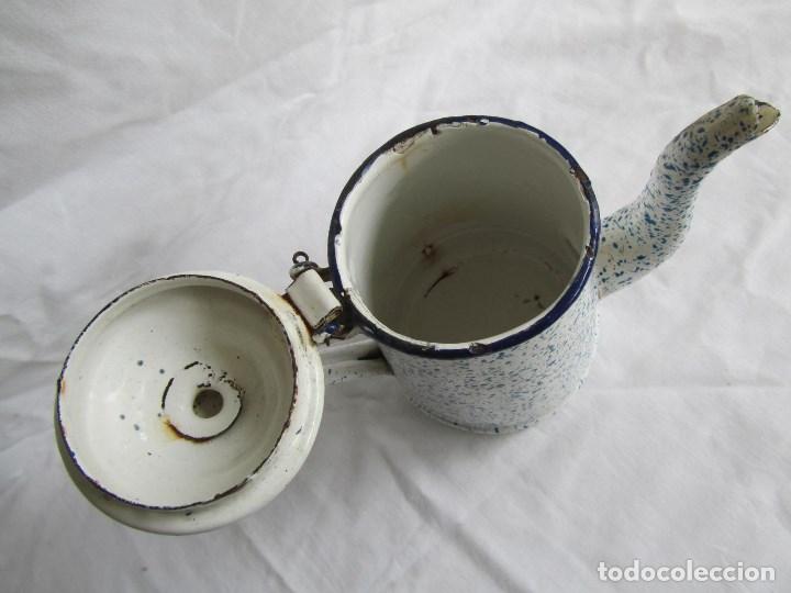 Antig&uuml;edades: Cafetera de hierro con esmalte de porcelana - Foto 11