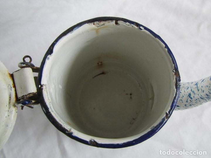 Antig&uuml;edades: Cafetera de hierro con esmalte de porcelana - Foto 13