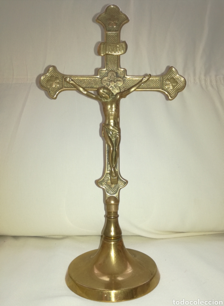 Antig&uuml;edades: Cruz de Bronce. - Foto 1