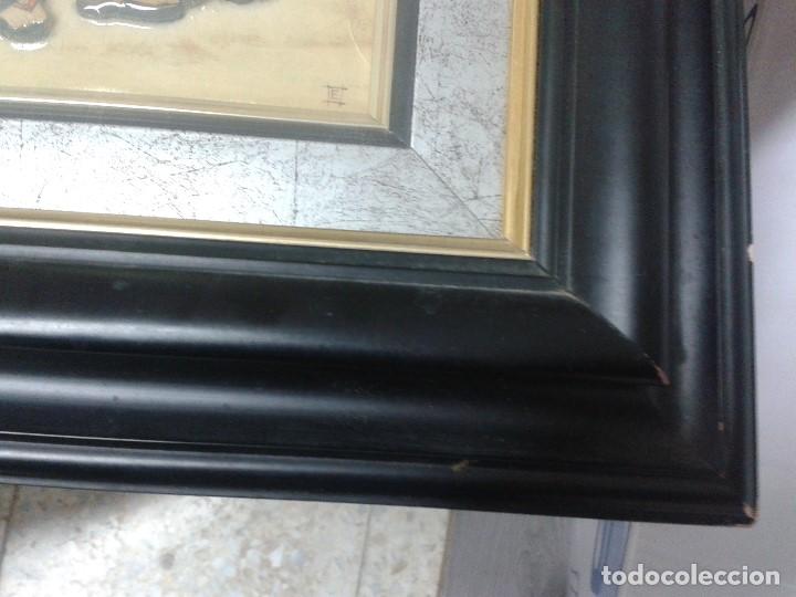 Antig&uuml;edades: CUADRO CON MARCO DE MADERA CON MUJER ORIENTAL. - Foto 4