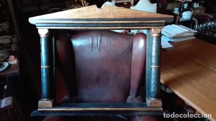 Antig&uuml;edades: Marco arquitect&oacute;nico de estilo griego. - Foto 1