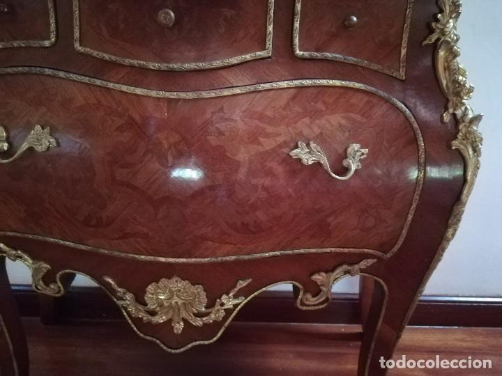 Antig&uuml;edades: C&oacute;moda estilo Luis XV - Foto 4