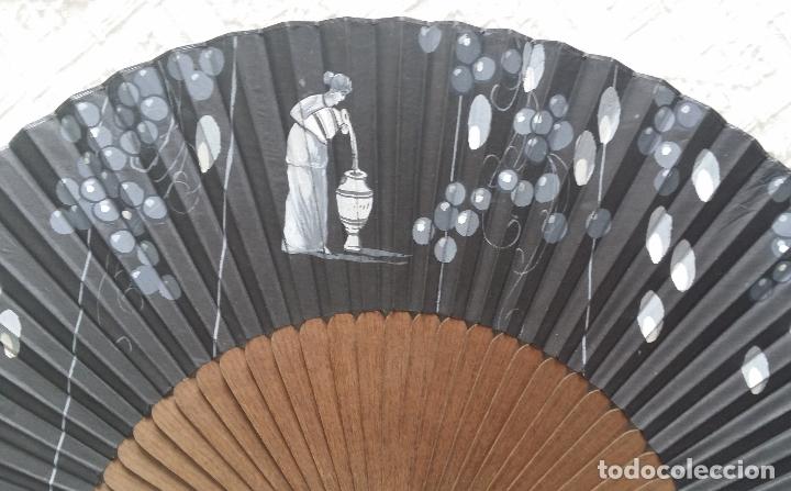 Antig&uuml;edades: Antiguo abanico modernista - Foto 1