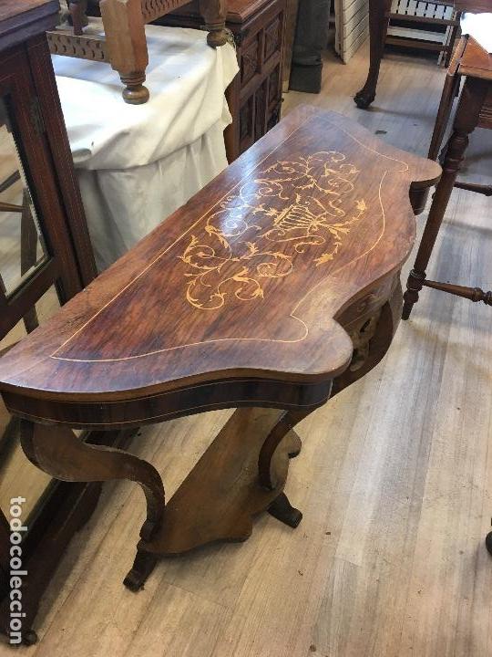 Antig&uuml;edades: Consola con chapa de caoba y marqueter&iacute;a - Foto 2