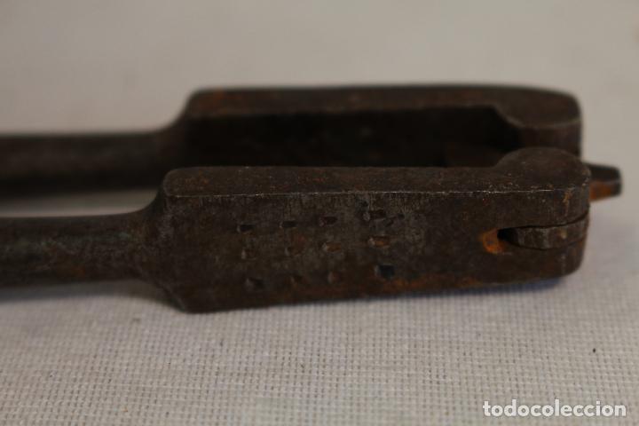 Antig&uuml;edades: cascanueces antiguo - Foto 3