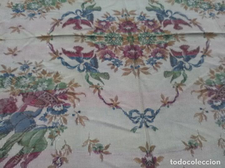 Antig&uuml;edades: colcha de cama antigua - Foto 11