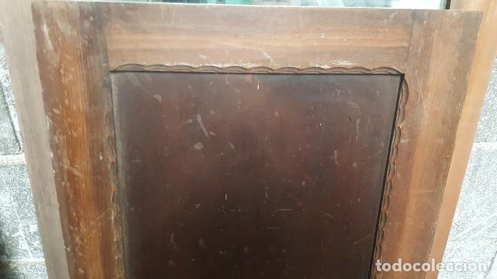 Antig&uuml;edades: Puerta de armario con greca decorativa. - Foto 2