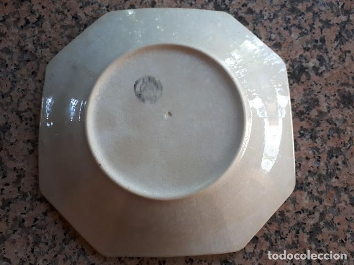 Antig&uuml;edades: antiguo plato octogonal, sellado la cartuja - Foto 4