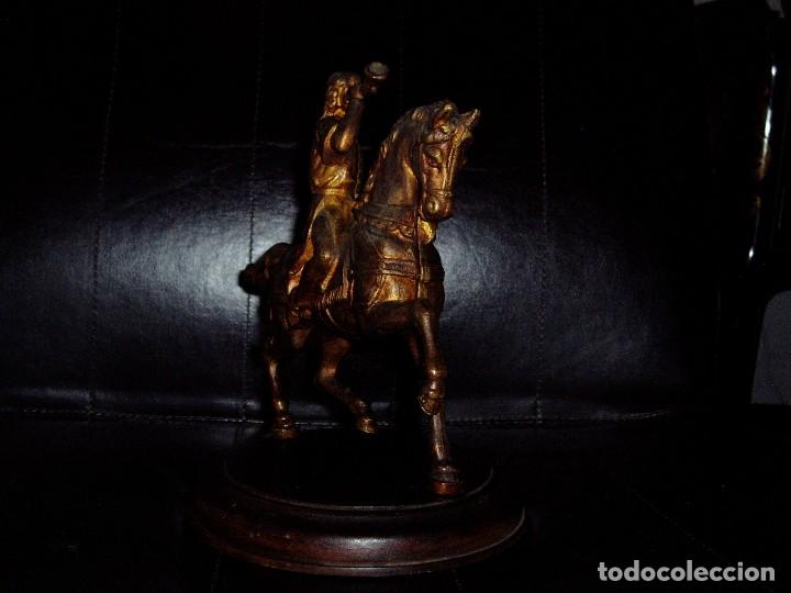 Antig&uuml;edades: Bronce El Mensajero Ppios. S. XX - Foto 2