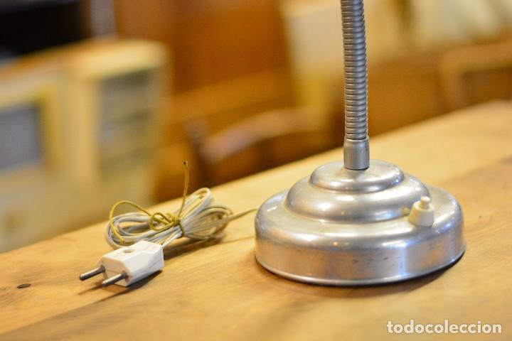 Antig&uuml;edades: Flexo vintage regulable - Foto 2