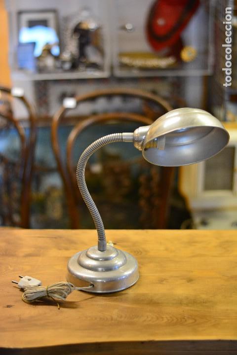 Antig&uuml;edades: Flexo vintage regulable - Foto 7