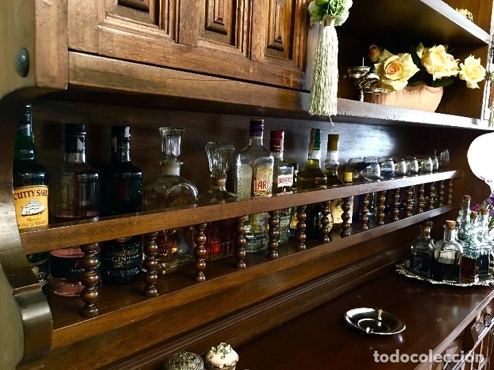 Antig&uuml;edades: Mueble castellano de sal&oacute;n - Foto 4