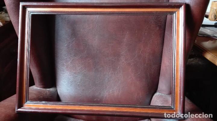 Antig&uuml;edades: Marco color de la madera en dos tonos. - Foto 1