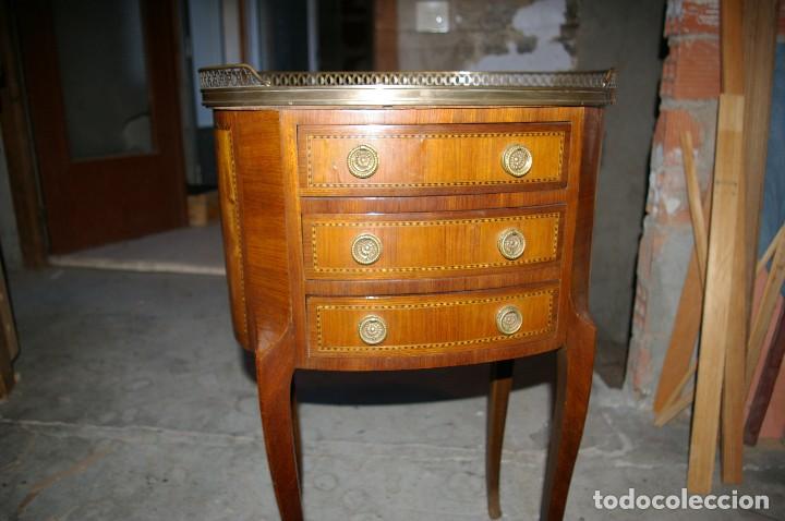 Antig&uuml;edades: mesa auxiliar con cajones y marmol. - Foto 8