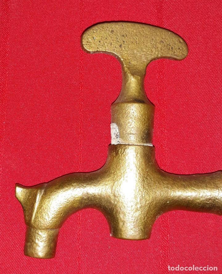 Antig&uuml;edades: GRIFO DE BOTA DE BRONCE SIGLO XIX - Foto 3
