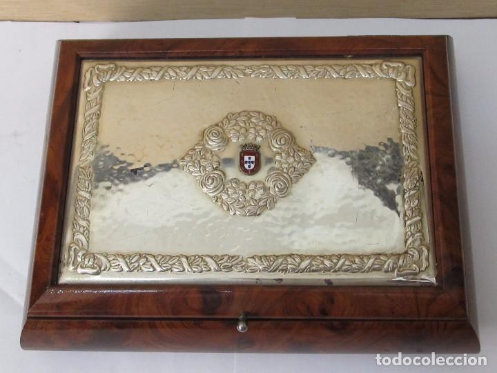 Antig&uuml;edades: ELEGANTE CAJA DE MADERA Y PLATA - Foto 2