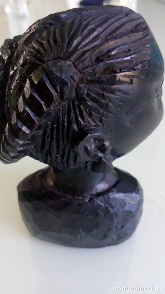 Antig&uuml;edades: Peque&ntilde;o busto de madera - Foto 3