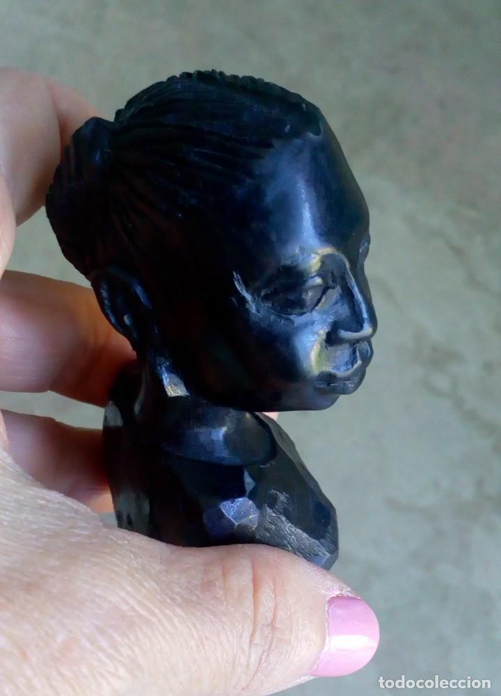 Antig&uuml;edades: Peque&ntilde;o busto de madera - Foto 6