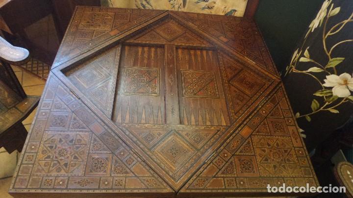 Antig&uuml;edades: mesa y dos sillas juego ajedrez - Foto 8