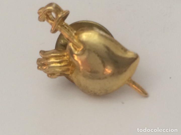 Antig&uuml;edades: Broche pin corazon - Foto 1