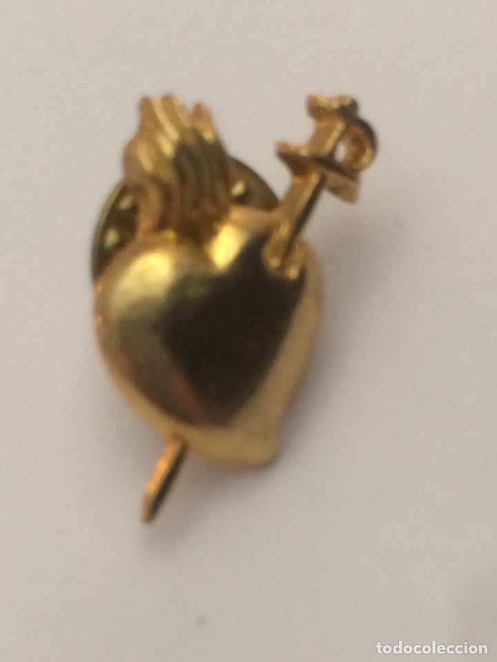 Antig&uuml;edades: Broche pin corazon - Foto 2