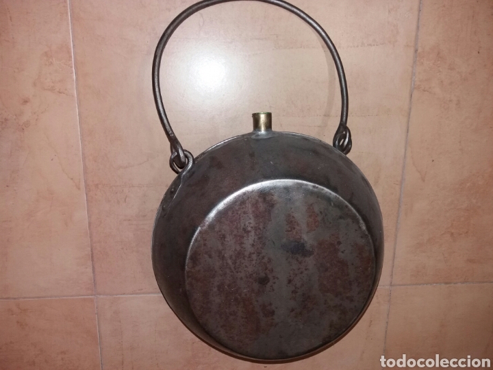 Antig&uuml;edades: Cantimplora grande de Minero- Metal. - Foto 1