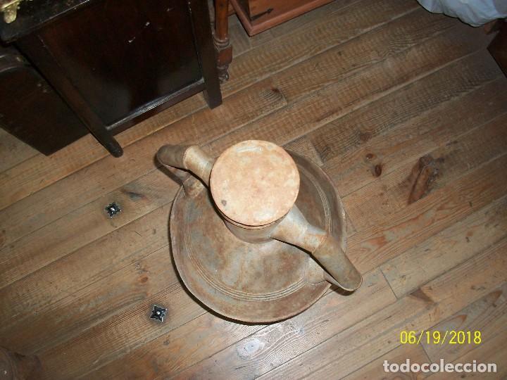 Antig&uuml;edades: ANTIGUA ACEITERA DE HOJALATA - Foto 5