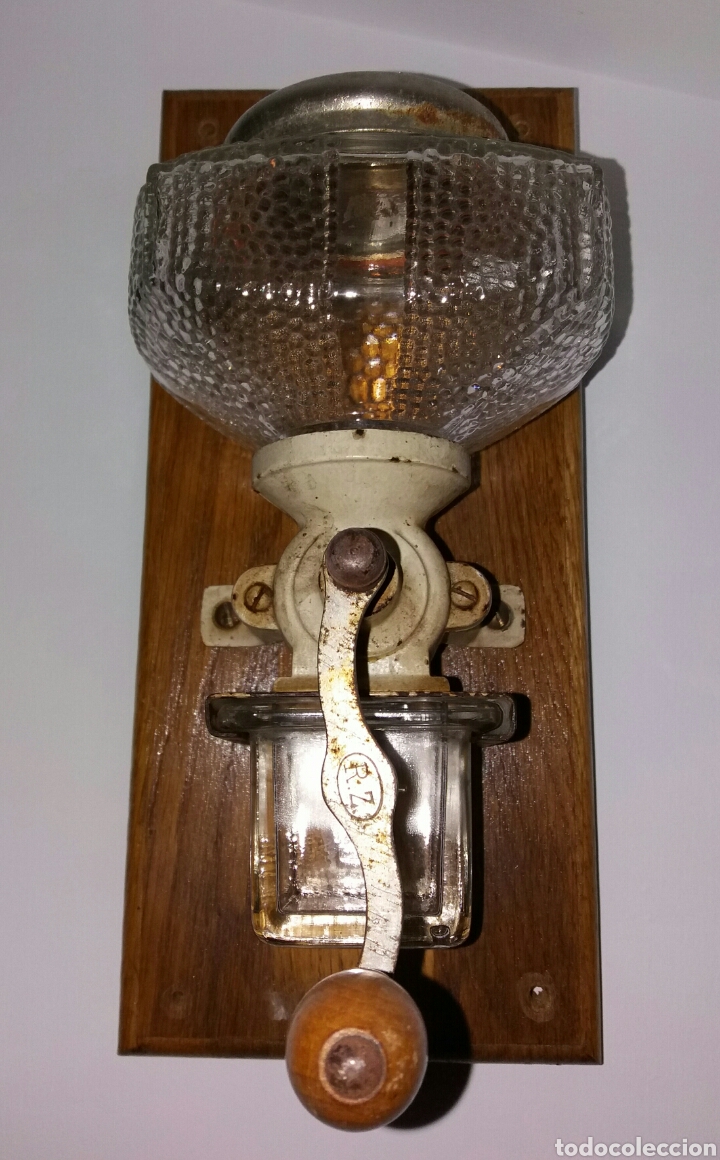 Antig&uuml;edades: Molinillo de cafe. - Foto 1