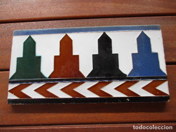 Antig&uuml;edades: Azulejo Ramos Rejano - Foto 1