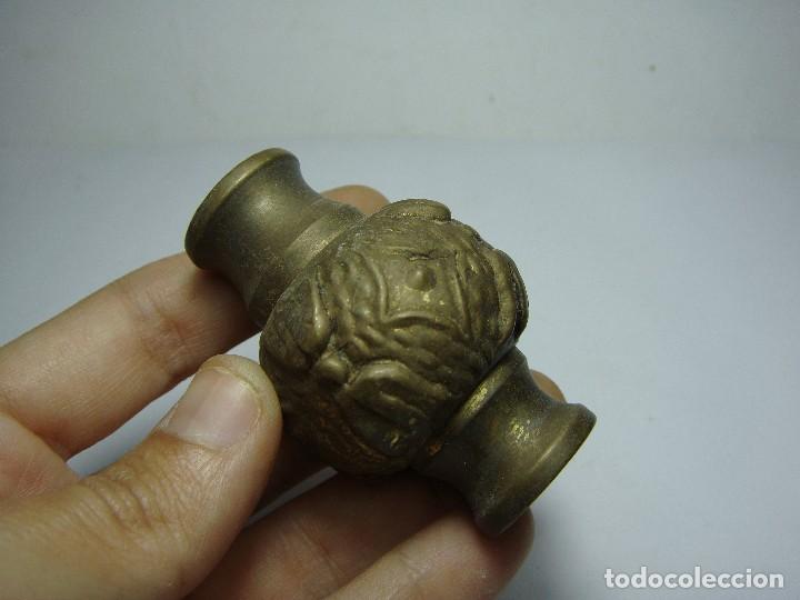 Antig&uuml;edades: Repuesto L&aacute;mpara. Bronce. - Foto 1